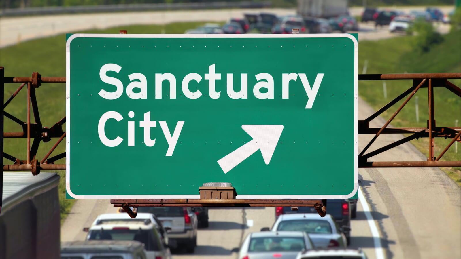 GOP Senators Introduce Bills Banning 'Sanctuary Cities,' Raising Fentanyl Penalties